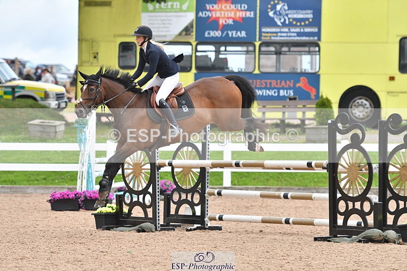 240727A-155516-06447 - Cls 24 1.05m Amateur Qualifier