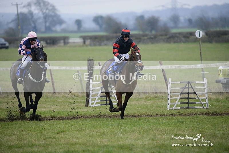 PtP 230122 250 - Cocklebarrow Races - Heythrop Hunt - 23/01/22
