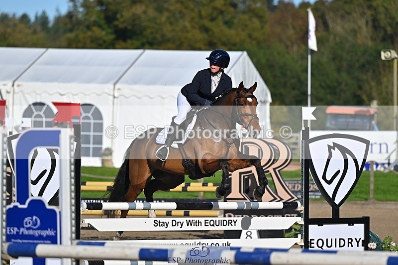 241027-103105-16372 - 328-Zara.Head-FOURFIELDS.LOVEHEART