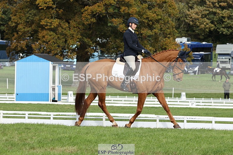 251024A-121119-10125 - D-359-Chloe.Richards