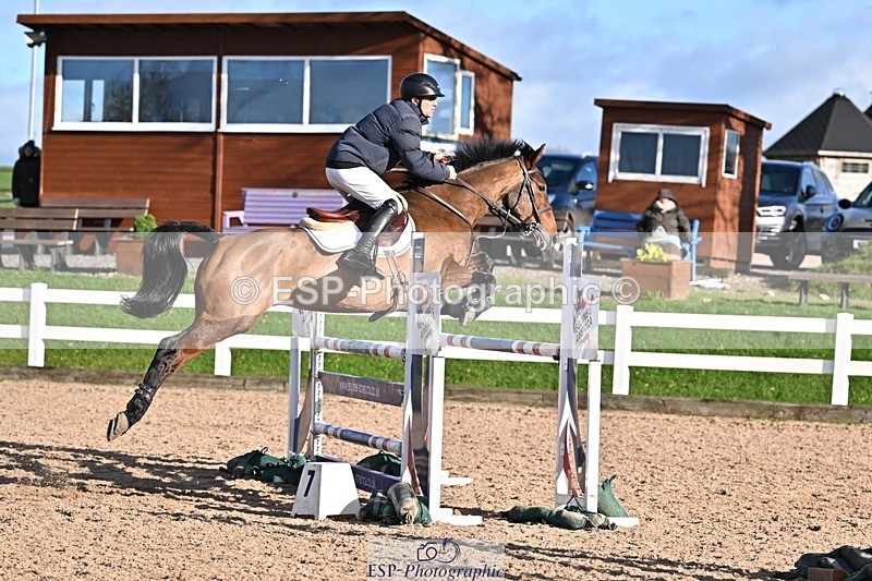 251119-132939-00469 - Cls 4 Newcomers and 1.10m Open