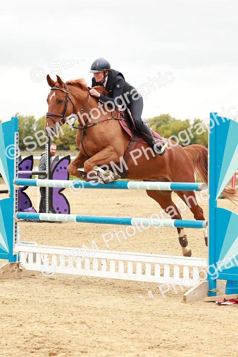 1I0A7953 - Class 5 - Senior Foxhunter 1.20m