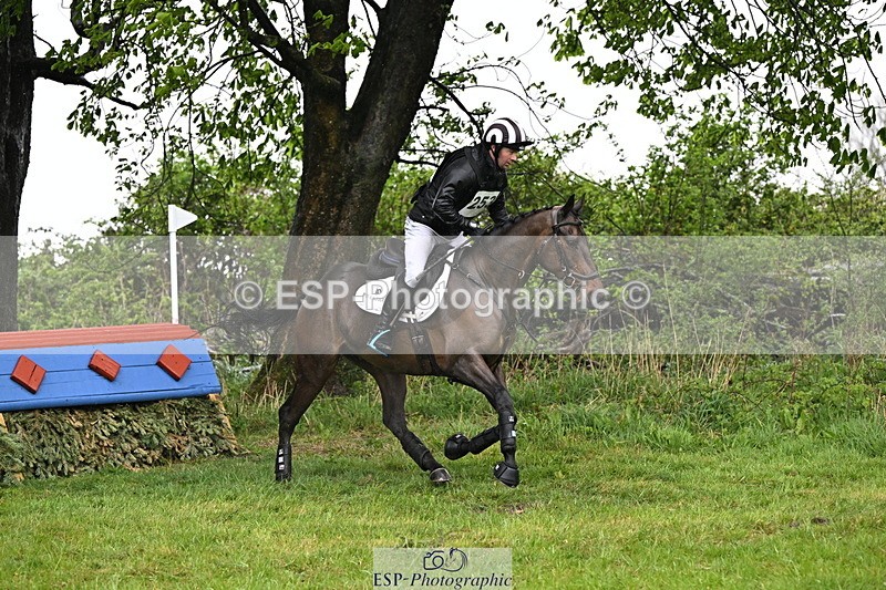 250418-133316-04244 - 253-Rupert.Batting-PICKAPOCKETORTWO