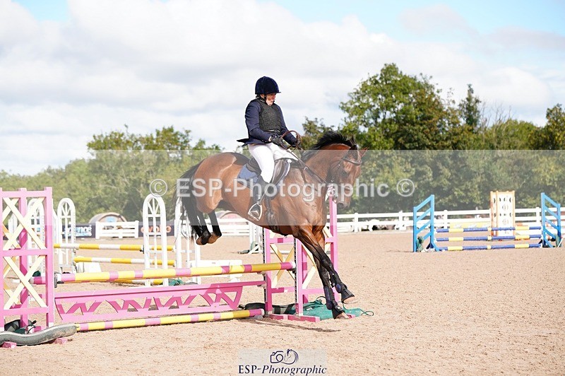 250921-111802-02634 - Cls 21+22 Club and Schools 70cm