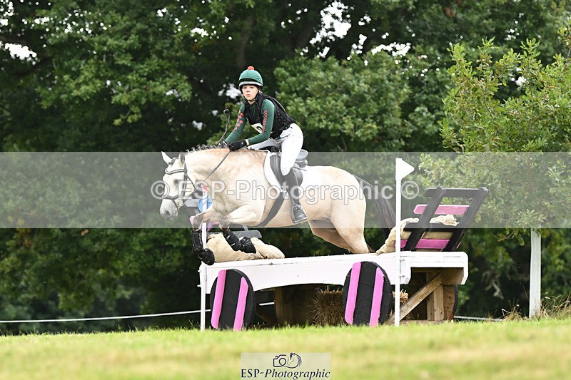 240825X-164643-37348 - 80cm XC 16.30 to 17.30