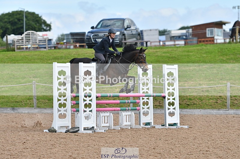 240609A-110814-04427 - Cls 17 Snr 1.05m Open