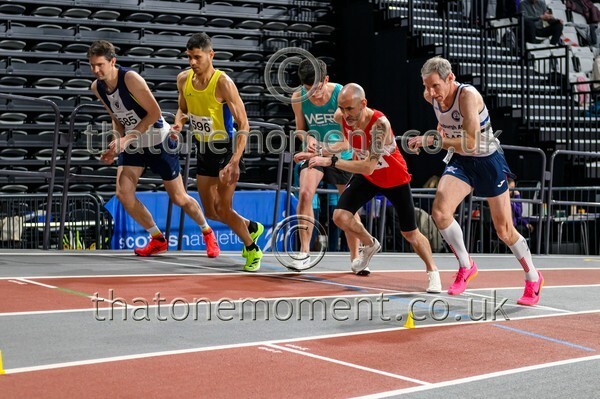 CEInv26-817676 - Track Male Set One