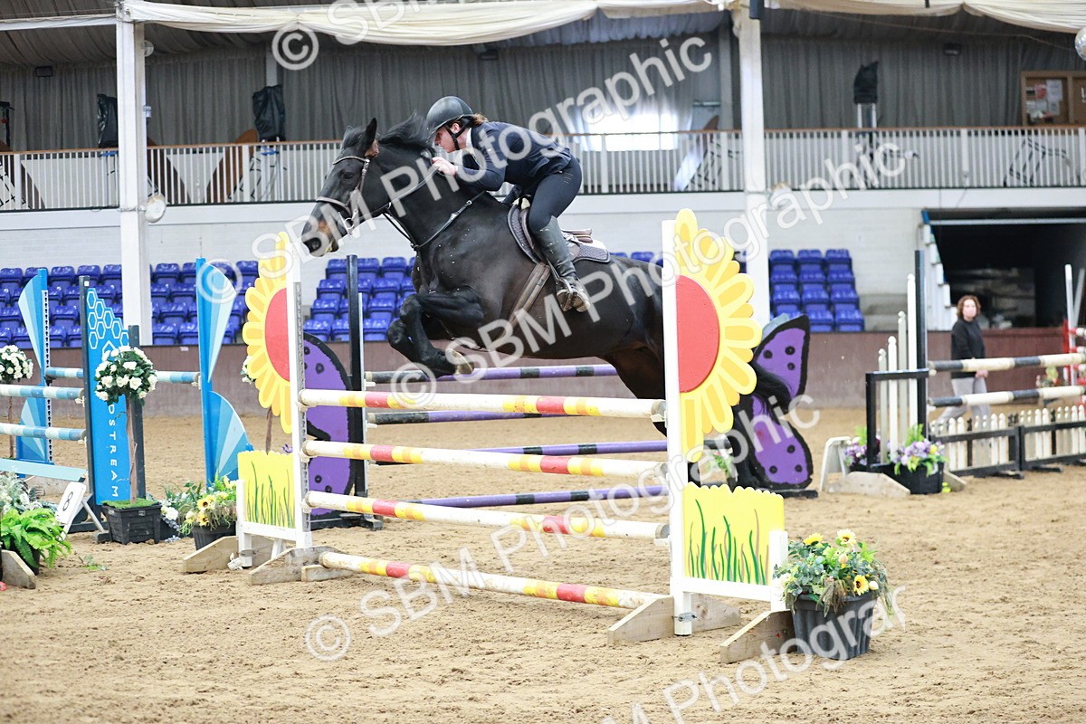 SBM_000590 - Class 4 - Senior Newcomers - 1.10m