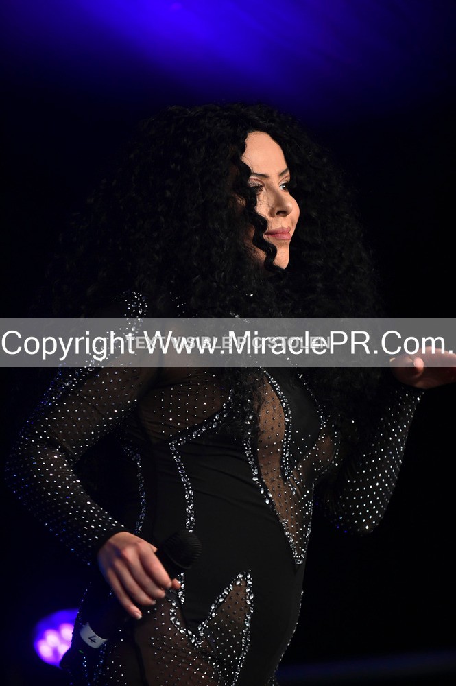 SH4_5937 - The Cher Experience