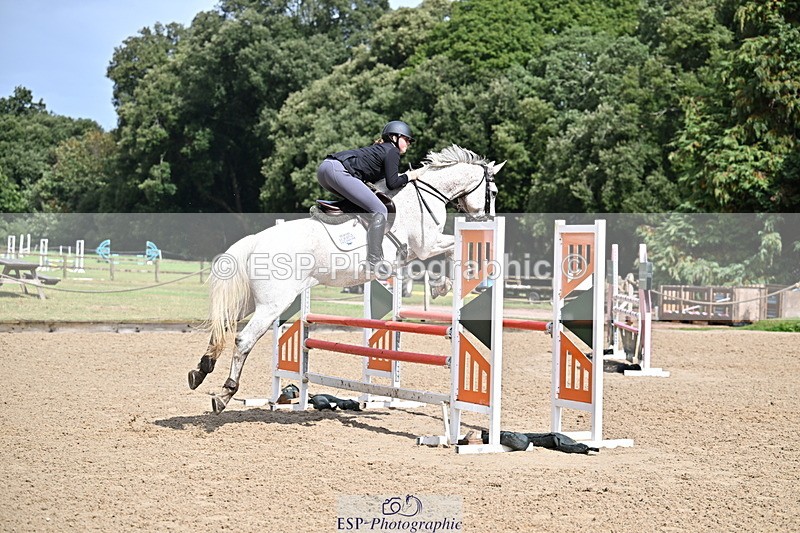 250831A-125700-10442 - Cls 42 Snr 1m Grand Prix