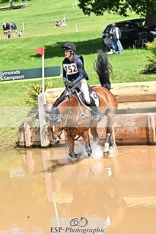 240525-133313-14458 - 152-MODRIX_DOR_VAN_DE_MISPELAERE-Annabel_Walsh