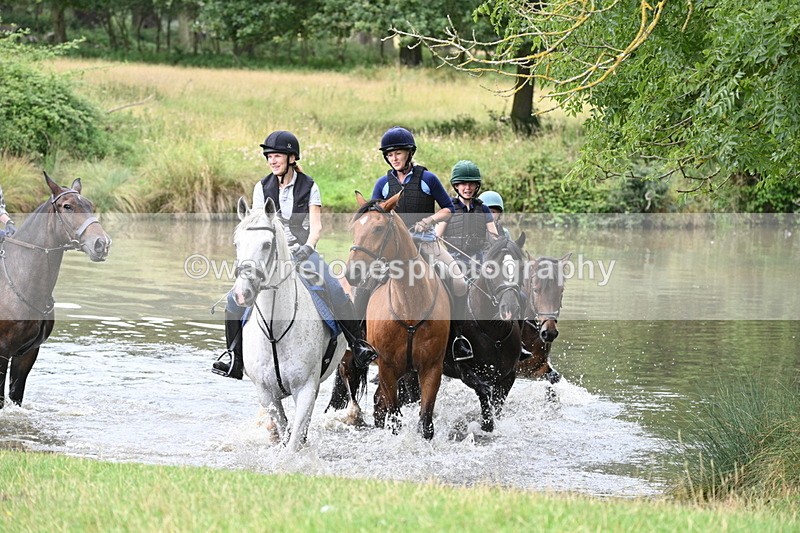 WJ7_2853 - Time at Water 11:37 to 12:13