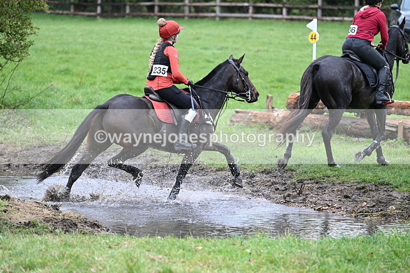 WJ7_1663 - Time at Photographer 13:13 to 13:26