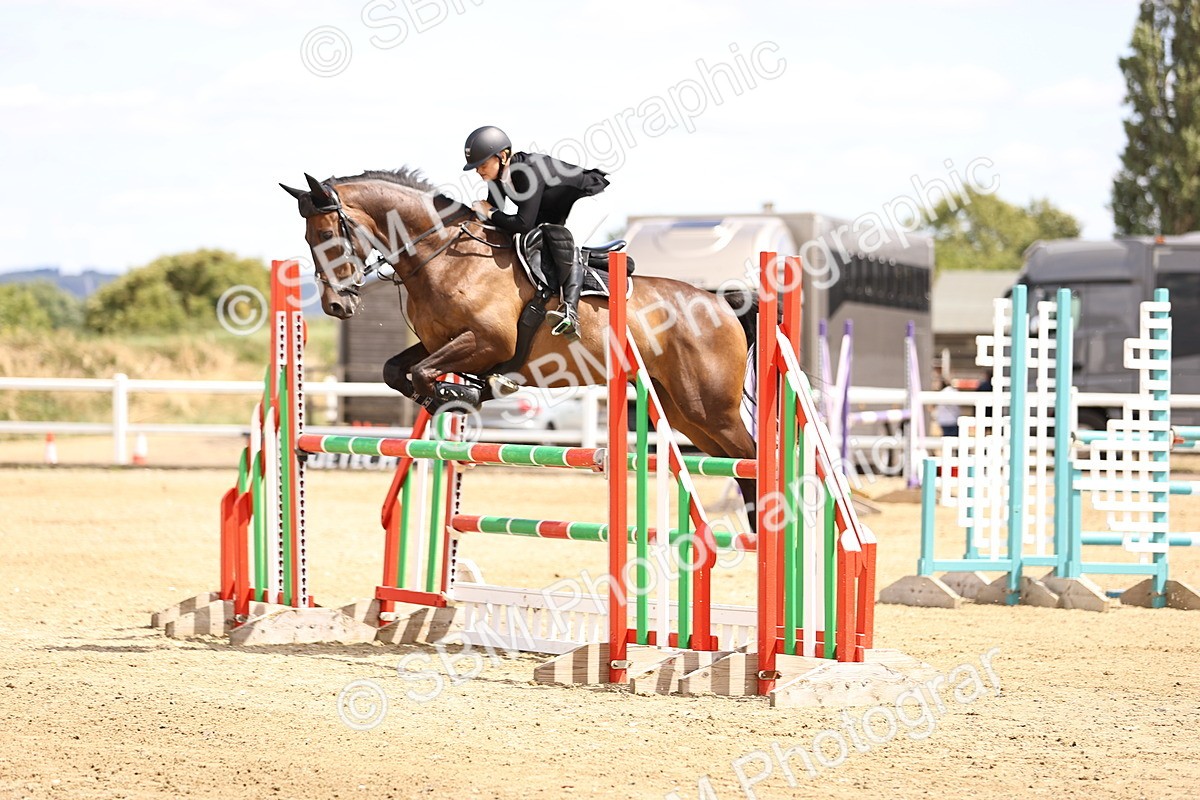 SBM_000961 - Class 5 - 1.05m Amateur Championship Qualifier