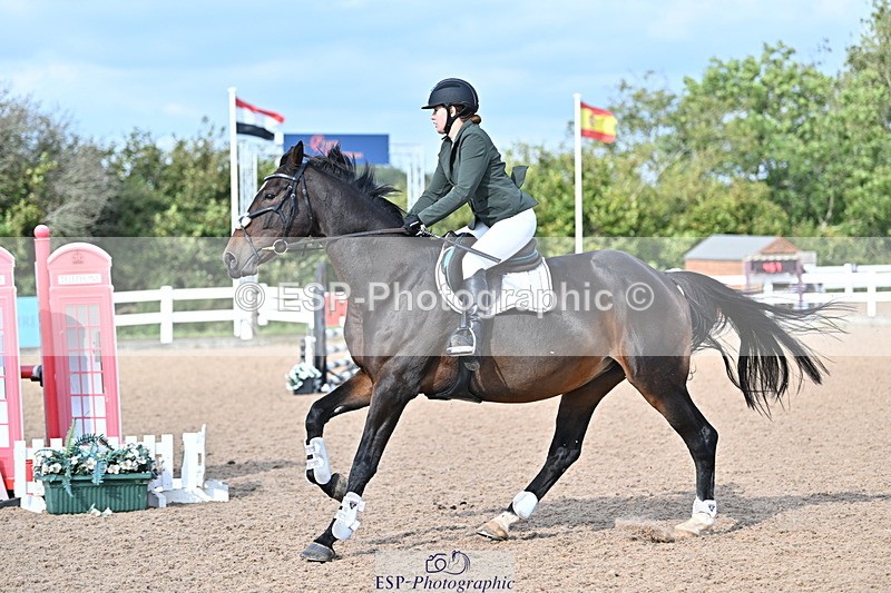 241004A-114226-01630 - Fri 08 85cm Amateur Quals