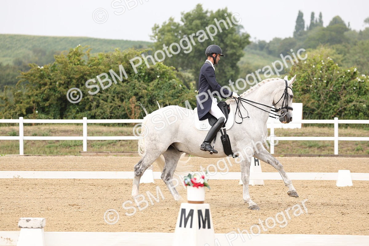 SBM_008172 - Class 10 - FEI INT I - 16.10-16.50