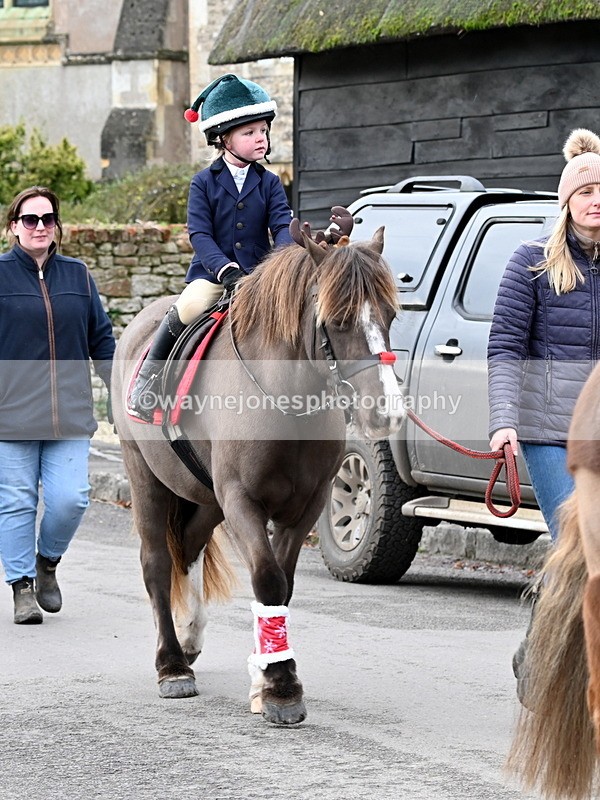 WJ6_3849 - Berks & Bucks Lead Rein - Hendred House 22-12-14