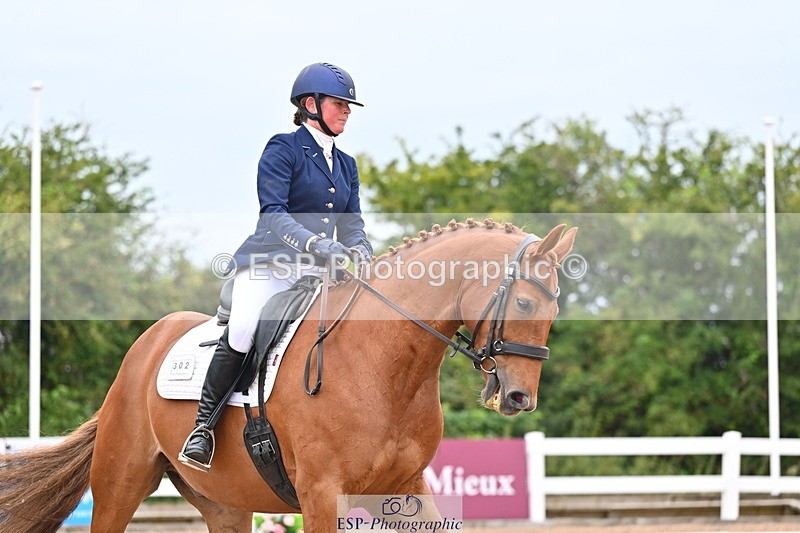 240817A-145946-09747 - 302-Charlotte.Billson-Killycloghan.Sun.King