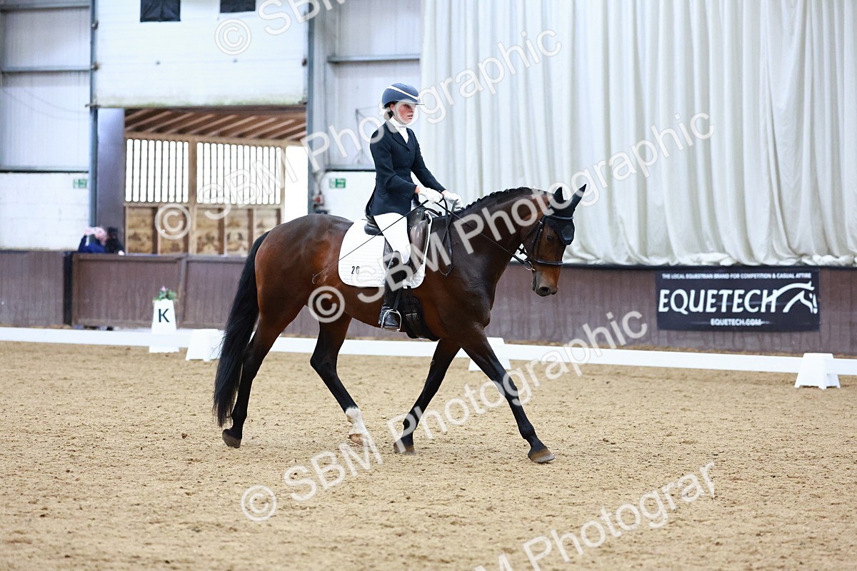 0B8A8200 - Class 5 - Novice 2