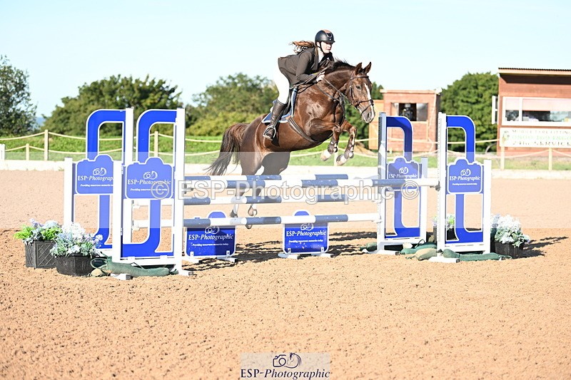 240913A-090430-03146 - Cls 13 Snr 1.05m & 1.10m Open