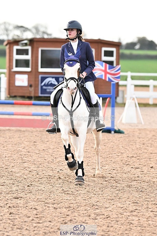 241117X-093701-03281 - Cls 05s A&B Pony Brit Nov & 80 Open
