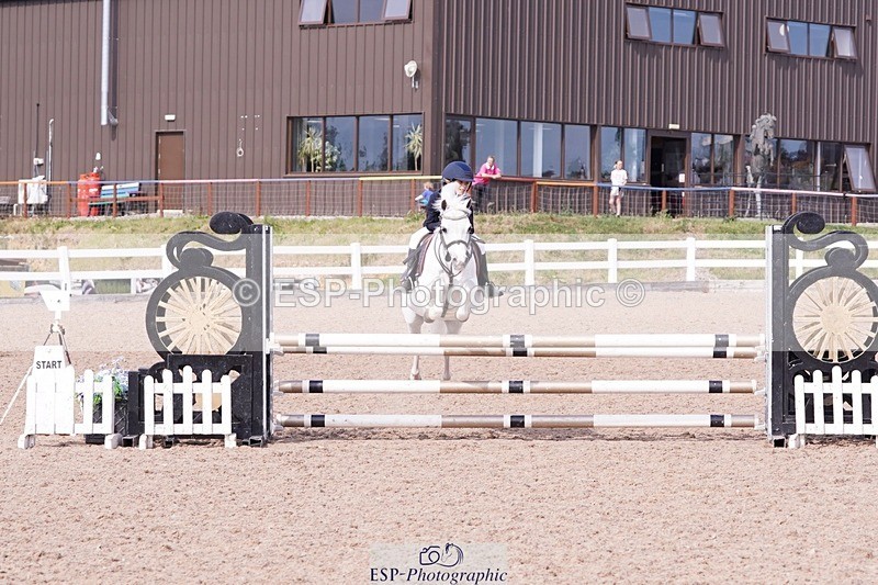 250629-165924-13142 - Cls 33 Stepping Stones 128cm and 138cm