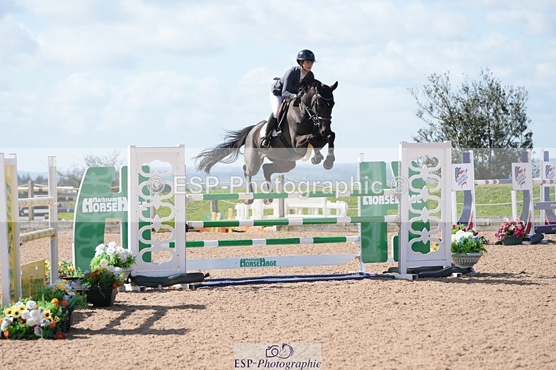 260328-120114-03301 - Cls 15 Foxhunter