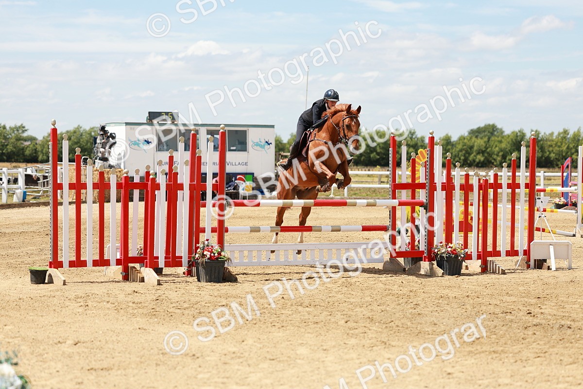 SBM_007361 - Class 3 - Senior Newcomers - 1.10m Open
