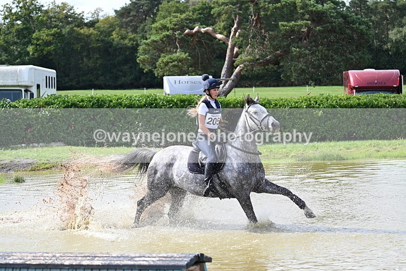 WJ7_1143 - Time 12:02 to 12:30