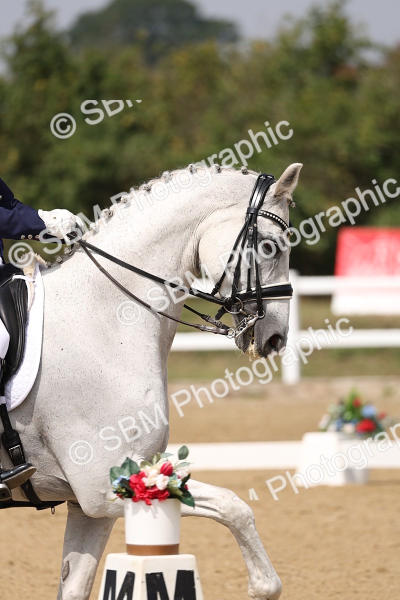 SBM_007341 - Class 9 - FEI INT I - 13.37-14.33