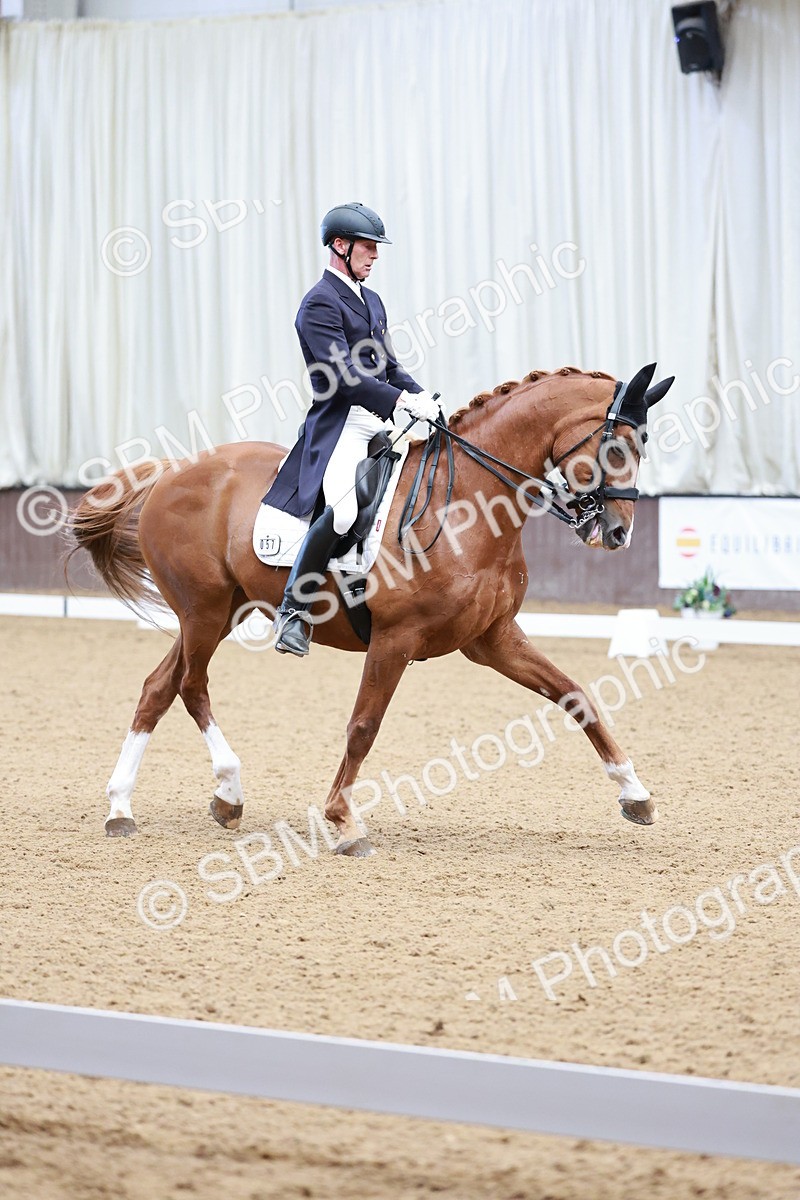 SBM_015714 - Class 5 - FEI INT II - 15.48-17.00