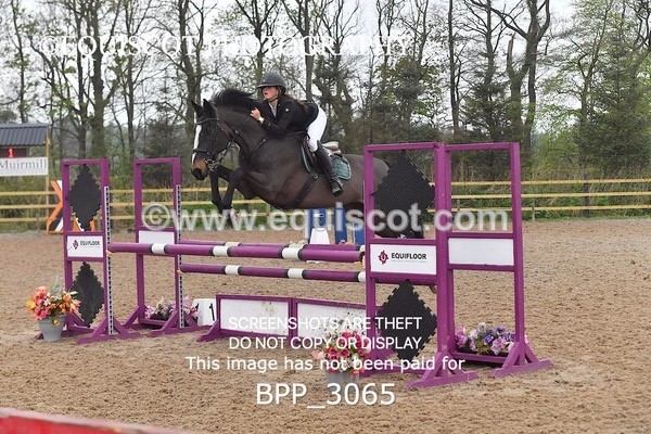 BPP_3065 - CLASS 8 SAT Senior Newcomers/ 1.10m Open