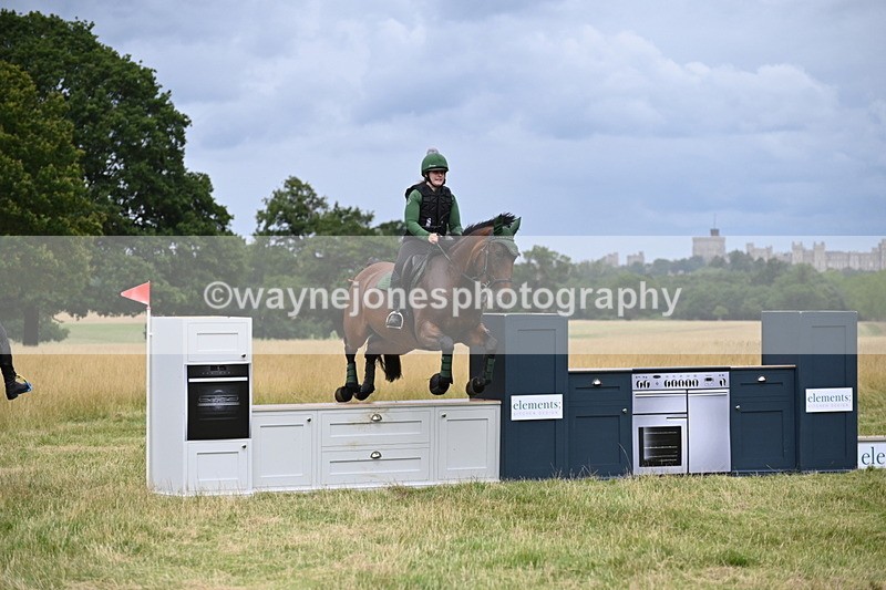 WJ6_4563 - Time at Jump 13:04 to 13:34