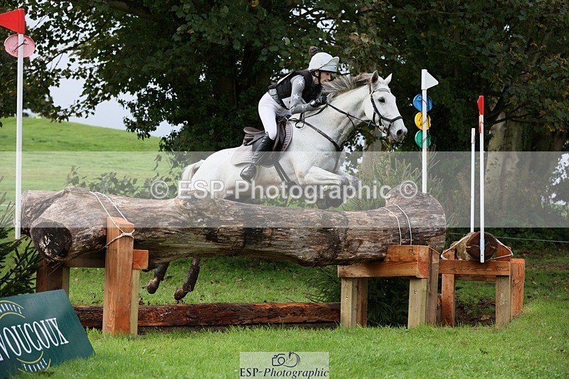 231021-100241-13212 - 616-HER.NAME.IS.LOLA-Emma.Farrar-SC+XC