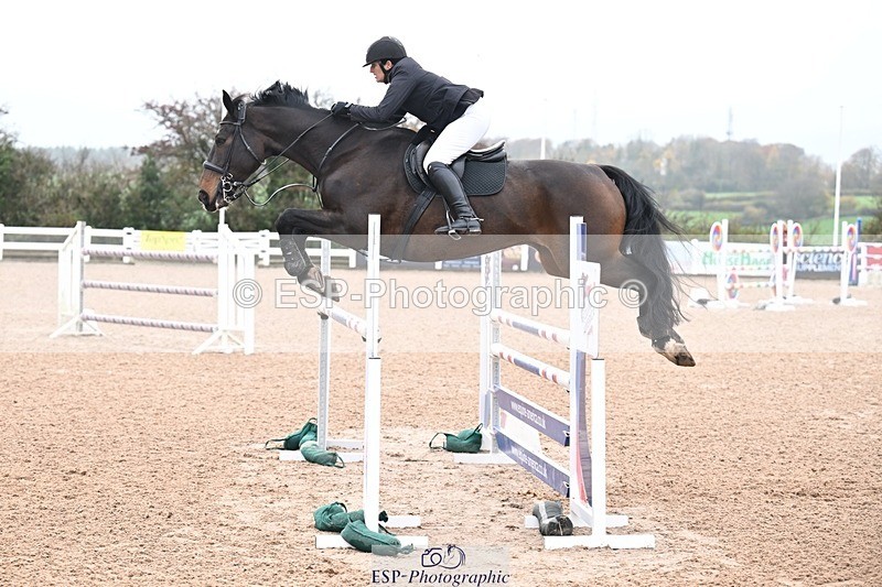 251105-143326-00910 - Cls 06 Fox & 1.20m