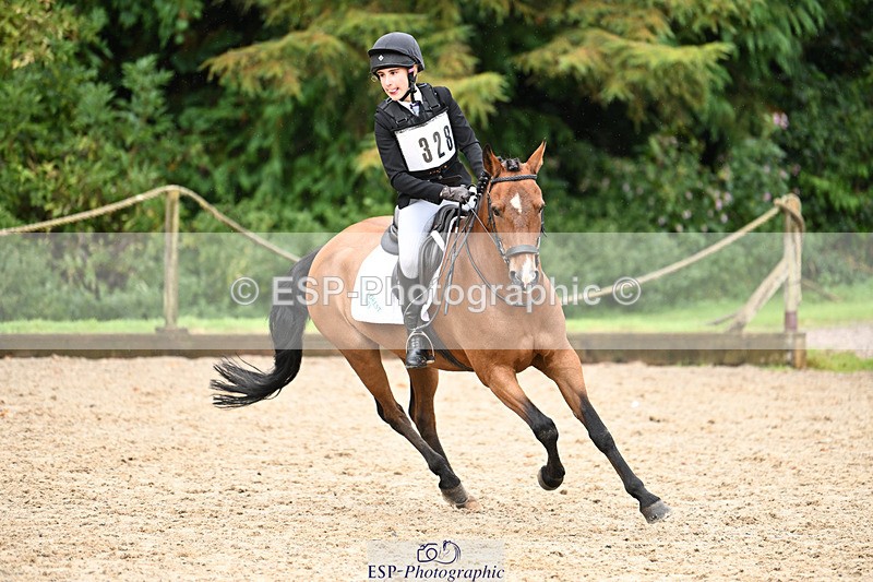 240824X-103704-24845 - 70cm Round 2 10.30 to 12.10