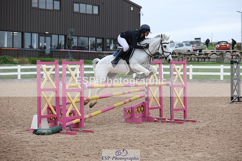241116X-140303-02364 - Cls 14 A&B Pony Fox & 1.10m Open
