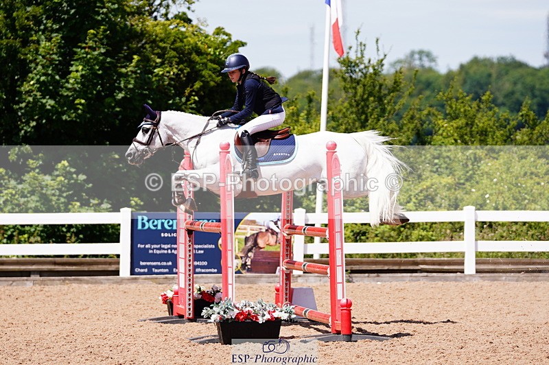 240629A-120814-05209 - Cls 18 Newcomers and 1m Open