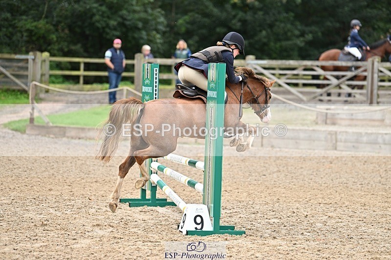 230930-094117-00072 - Cls 1 Pony Intro 70cm