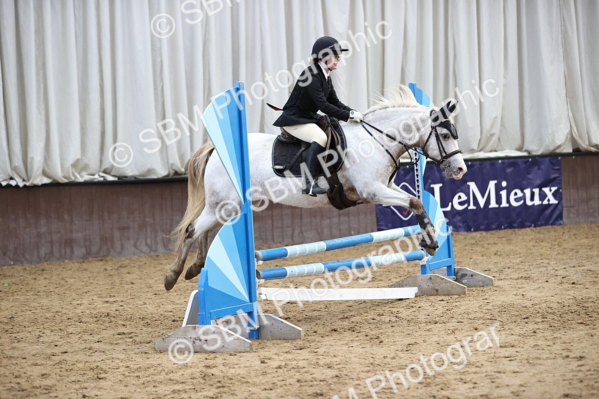 SBM_001618 - Class 5 - Henlow Veterinary Hospital 70cm