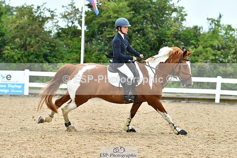 230730A-095732-08400 - Cls 31 British Novice & 90cm Open