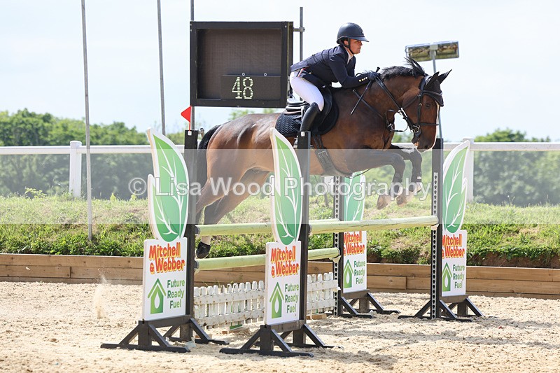 3E7A1052 - Class 13: Senior Newcomers/1.10m open