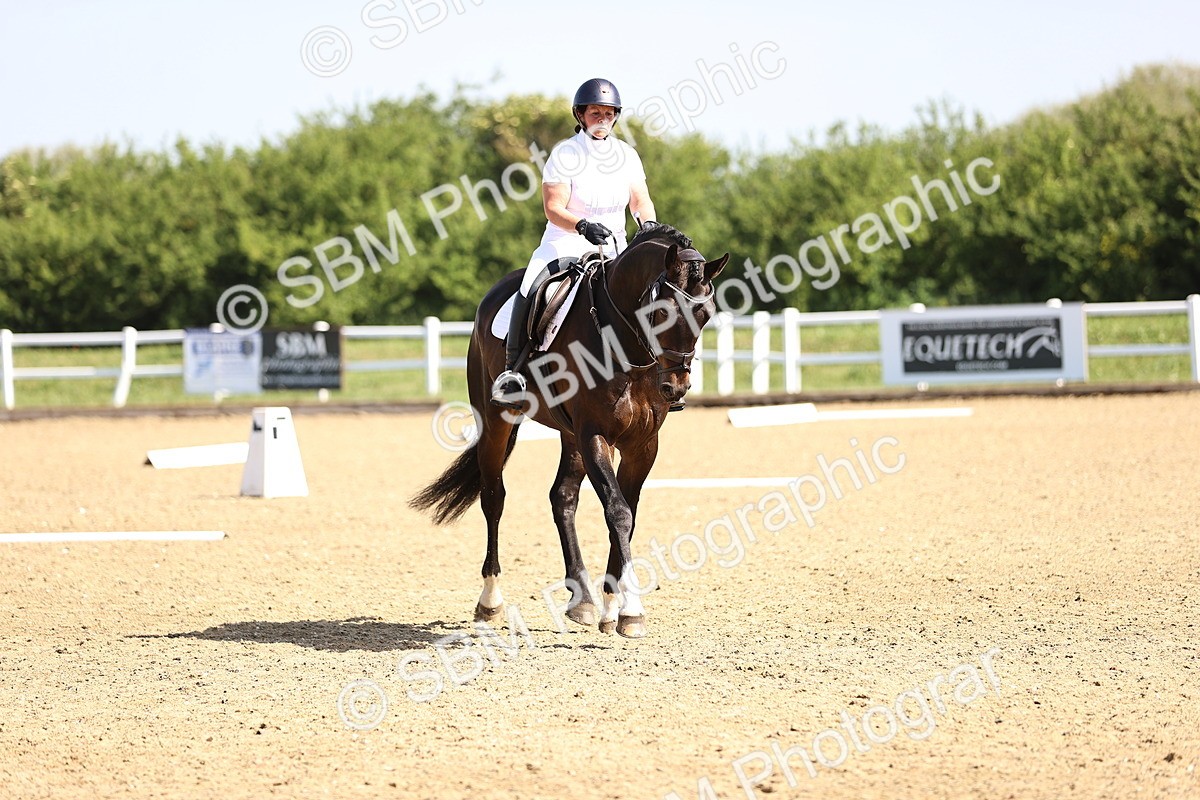 SBM_007570