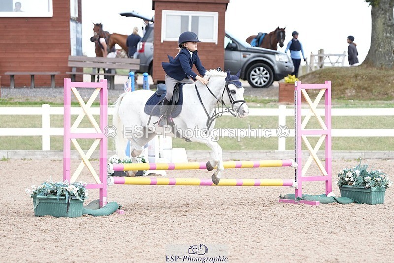 250805-151935-00091 - Clear Round and 60cm