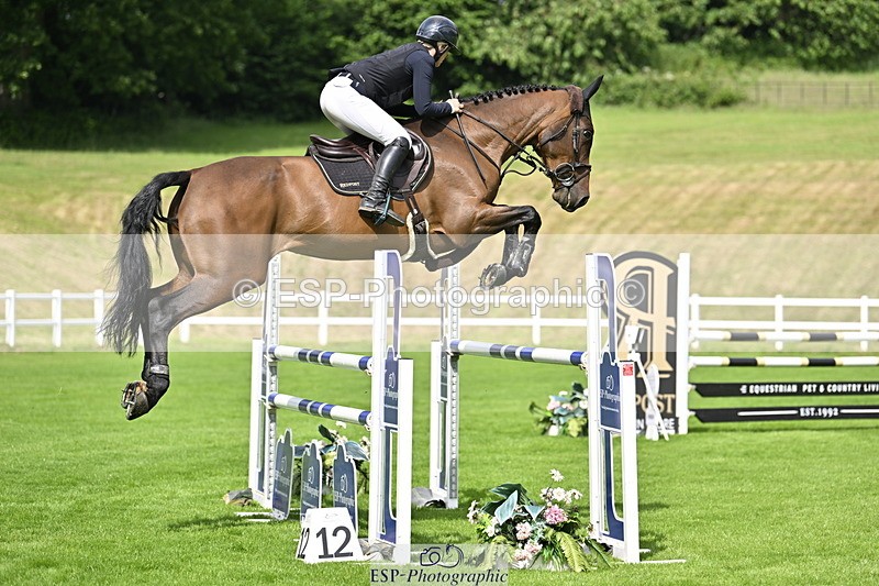 250613A-100534-00284 - Cls 1 Snr Newcomers and 1.10m Open