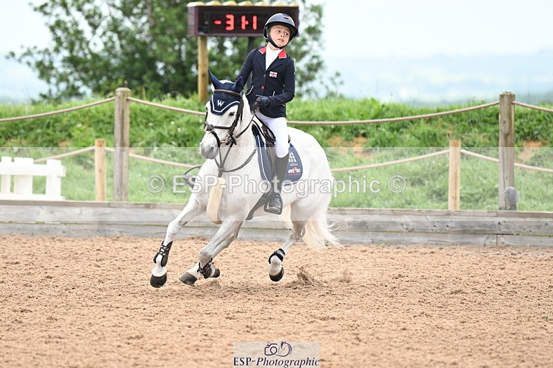 240630A-111412-11993 - Cls 24 HOYS 128cm Qualifier
