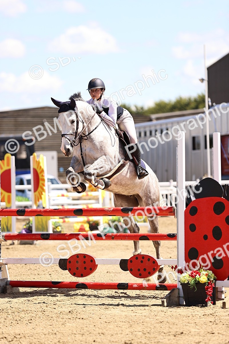 SBM_014897 - Class 15 - Senior Newcomers - 1.10m Open