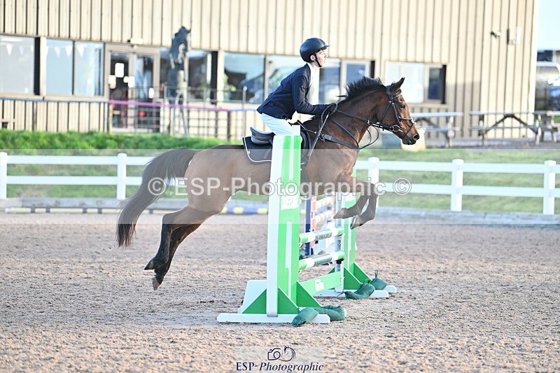 231119A-083348-04130 - Sun Cls 2 British Novice & 80cm Open