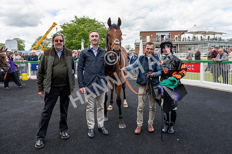 160526-Race 1-Dees Funny Girl-3419 - Race 1 1.52pm Marion Gibson Brown Memorial - Irish EBF Restricted Maiden Fillies' Stakes  (Div I)