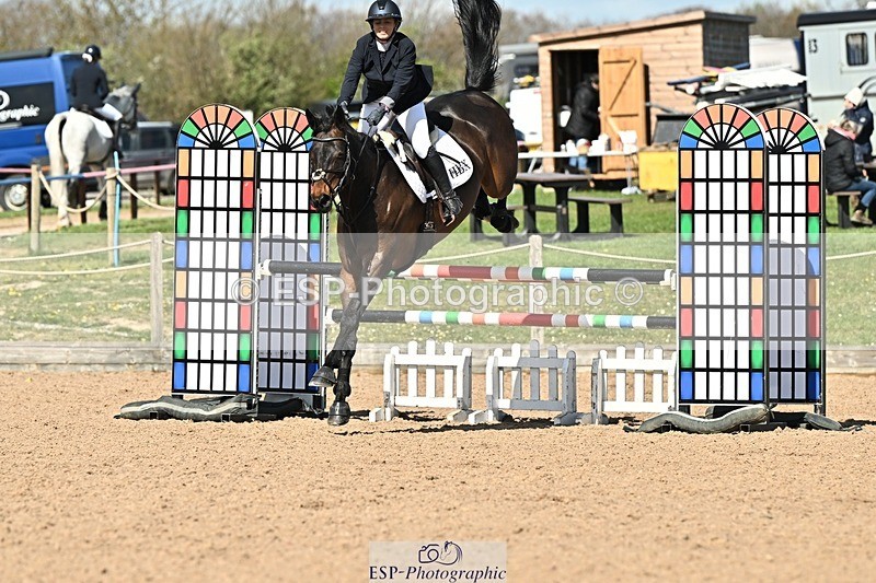 250416-150515-01595 - Cls 6 Foxhunter and 1.20m